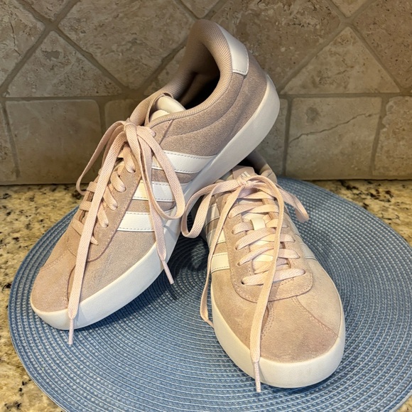 Adidas VL Court 3.0 Women's Pale Blush Pink Suede Sneakers - Picture 3 of 14